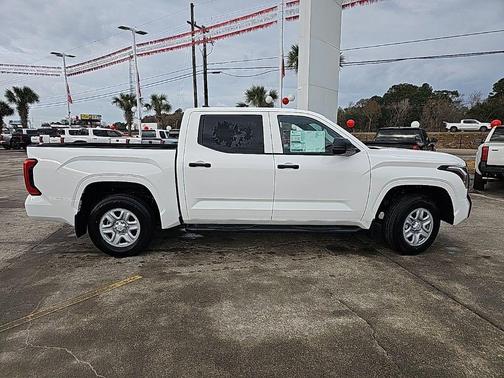 2025 Toyota Tundra SR