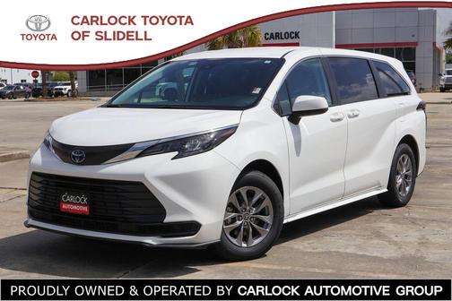 2024 Toyota Sienna LE