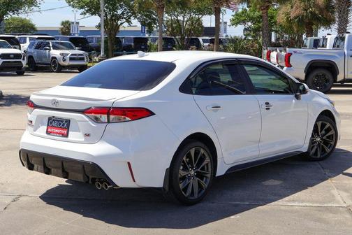 Ice 2024 Toyota Corolla SE