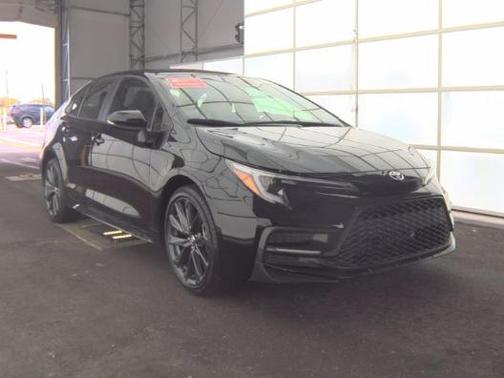 Midnight Black Metallic 2024 Toyota Corolla SE