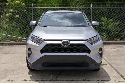 Silver Sky Metallic 2020 Toyota RAV4 XLE