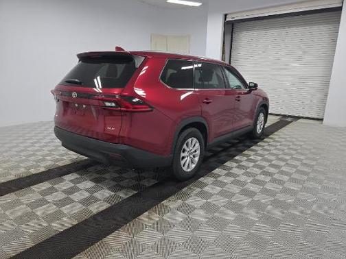 Ruby Flare Pearl 2025 Toyota Grand Highlander XLE