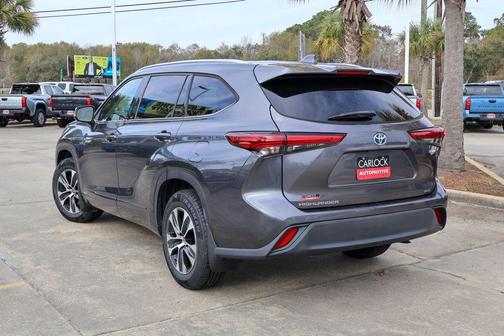 2020 Toyota Highlander Hybrid XLE