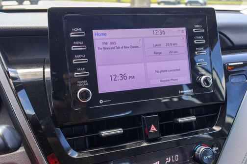 Ice 2023 Toyota Camry SE