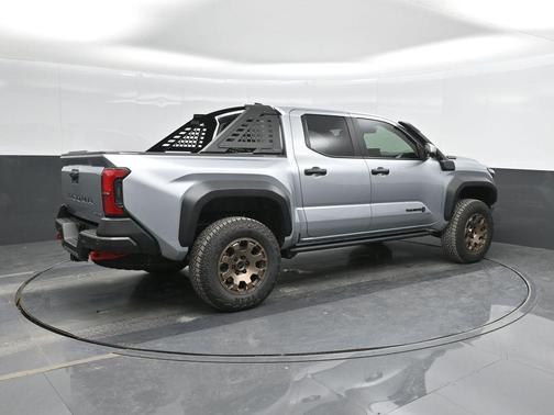 2025 Toyota Tacoma Hybrid Trailhunter
