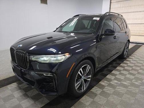 Carbon Black Metallic 2021 BMW X7 xDrive40i