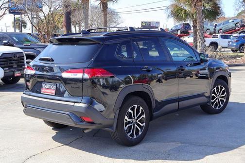 2024 Toyota Corolla Cross Hybrid SE