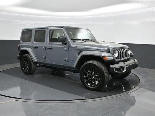 Anvil Clearcoat 2025 Jeep Wrangler 4xe Sahara