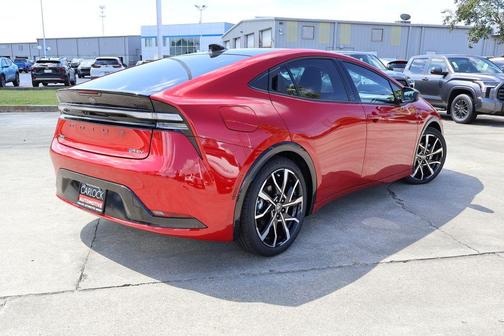 2025 Toyota Prius Plug-In Hybrid XSE PREMIUM