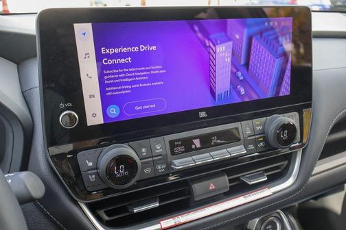 Pearl 2026 Toyota Grand Highlander Platinum