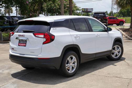 Summit White 2024 GMC Terrain SLE