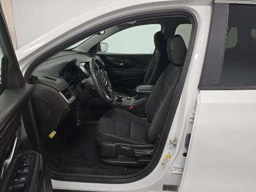Summit White 2024 GMC Terrain SLE