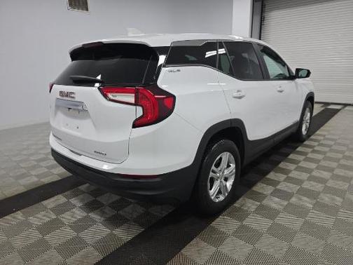 Summit White 2024 GMC Terrain SLE