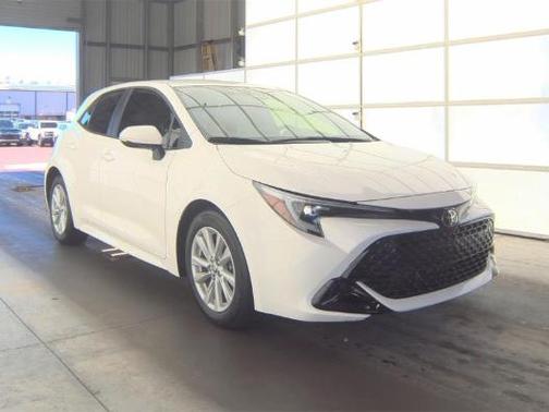 Ice 2025 Toyota Corolla Hatchback SE