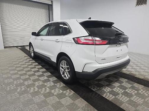 Oxford White 2023 Ford Edge SEL