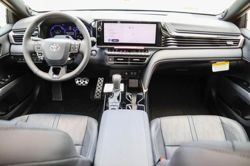 Pearl 2026 Toyota Camry XSE