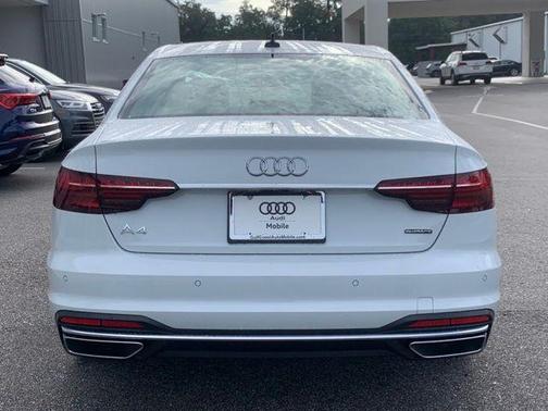 2022 Audi A4 45 S line Premium Plus