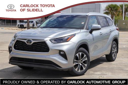 Silver 2023 Toyota Highlander XLE