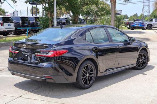 Midnight Black Metallic 2026 Toyota Camry SE