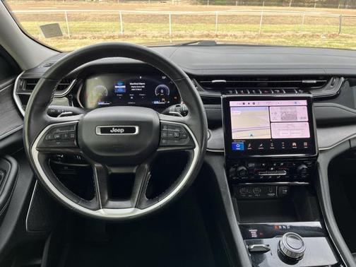 2022 Jeep Grand Cherokee L Limited 4x4