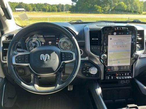 2022 RAM 1500 Limited Crew Cab 4x4 57' Box