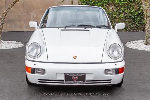 1990 Porsche 911 Carrera 2 Cabriolet