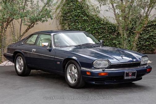 Sapphire Blue Metallic 1995 Jaguar XJS
