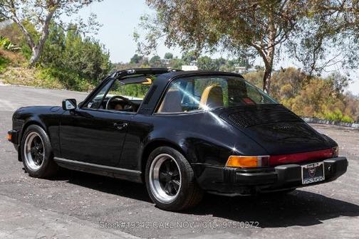 Black 1987 Porsche 911