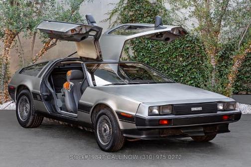 Stainless Steel 1982 Delorean DMC-12