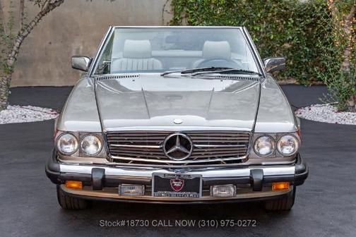 1987 Mercedes-Benz SL-Class 560SL