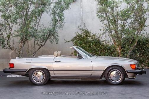 1987 Mercedes-Benz SL-Class 560SL