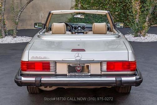 1987 Mercedes-Benz SL-Class 560SL