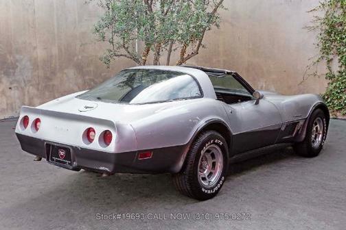Silver Metallic 1982 Chevrolet Corvette Coupe