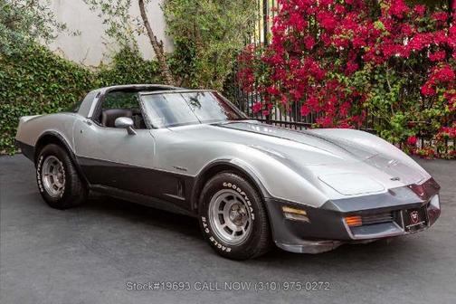 Silver Metallic 1982 Chevrolet Corvette Coupe