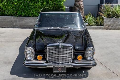 1970 Mercedes-Benz 300SEL 