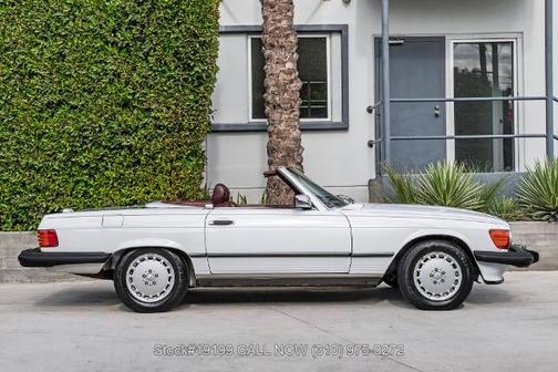 1989 Mercedes-Benz SL-Class 560SL
