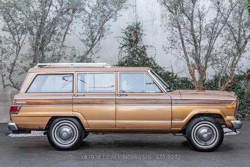1982 Jeep Wagoneer 