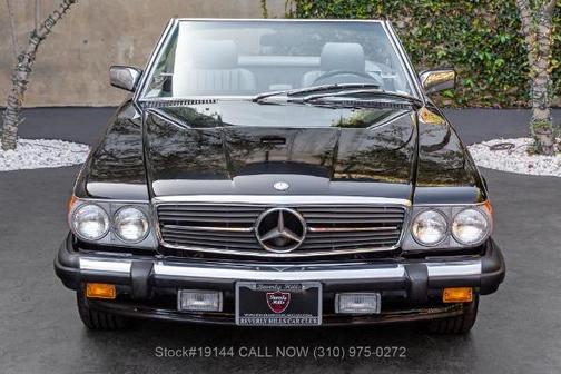 1988 Mercedes-Benz SL-Class 560SL