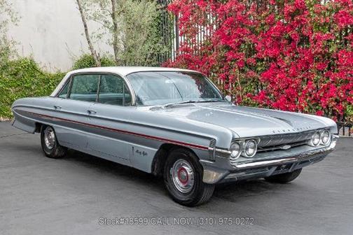 1961 Oldsmobile 98 
