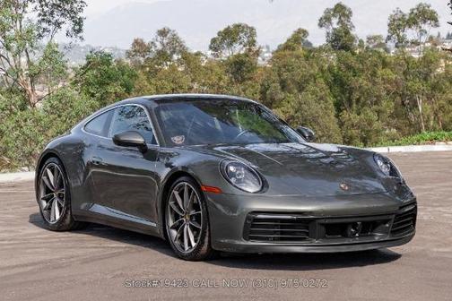 2020 Porsche 911 Carrera