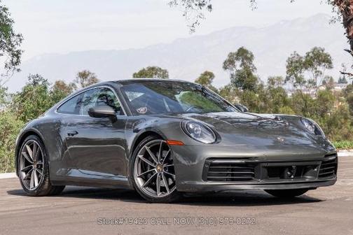 2020 Porsche 911 Carrera