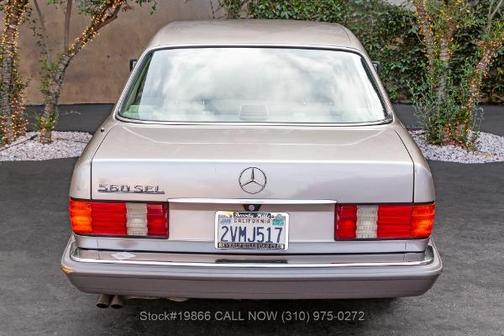 Silver Metallic 1991 Mercedes-Benz S-Class 560SEL