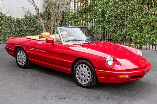 1991 Alfa Romeo Spider Veloce