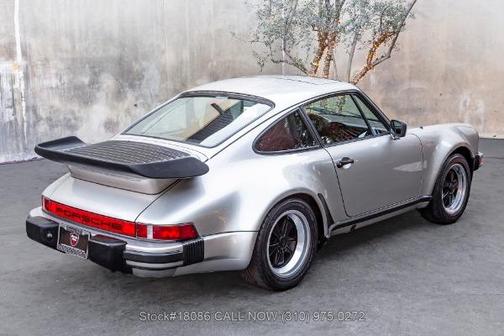 1984 Porsche 911 Carrera