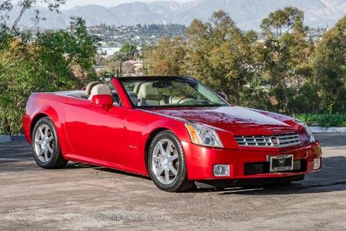 2005 Cadillac XLR Base