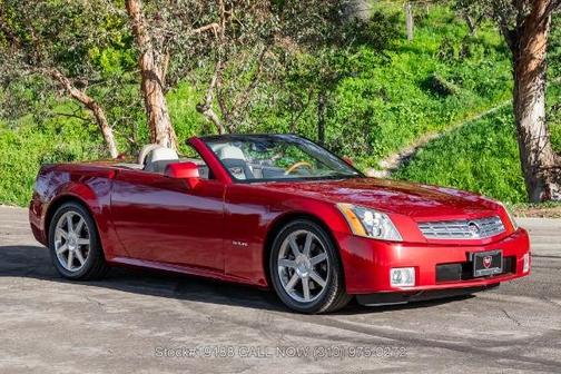 2005 Cadillac XLR Base