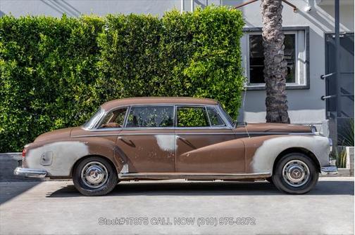 1959 Mercedes-Benz 300D Adenauer