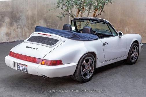 1990 Porsche 911 Carrera 2 Cabriolet