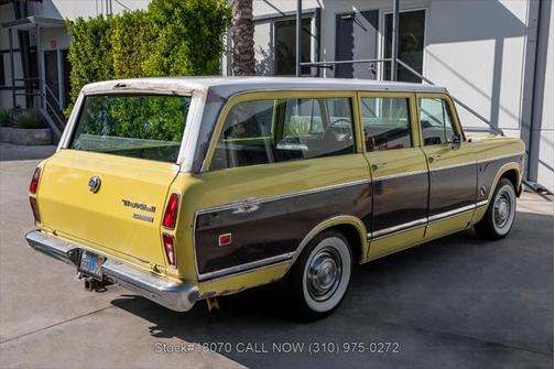1975 International Travelall