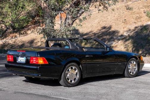 Black 1990 Mercedes-Benz SL-Class